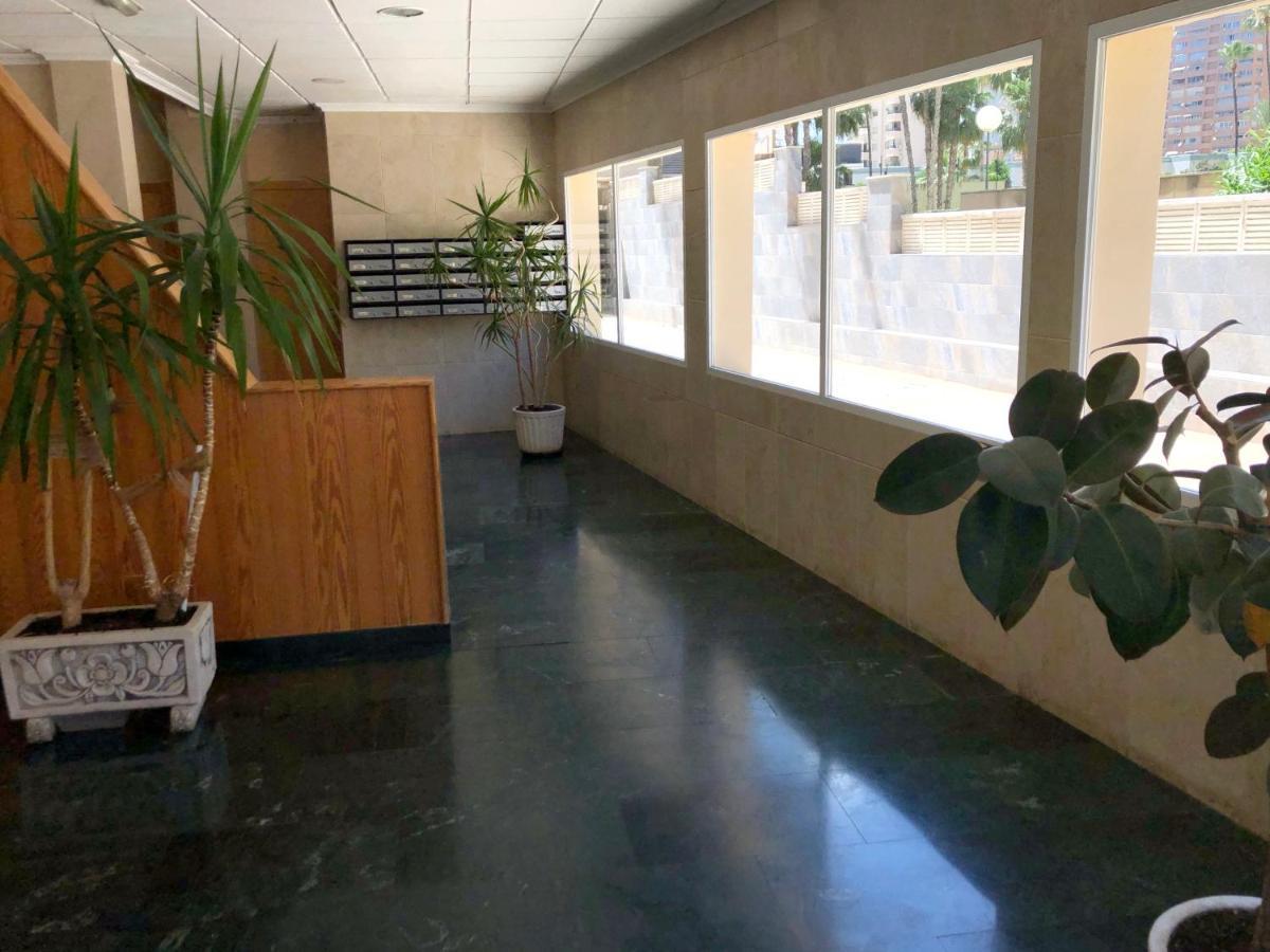 Holiday Apt Niza 10B بينايدورم المظهر الخارجي الصورة