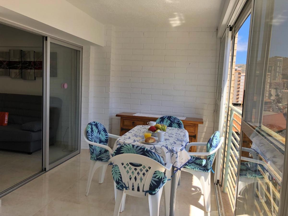 Holiday Apt Niza 10B بينايدورم المظهر الخارجي الصورة