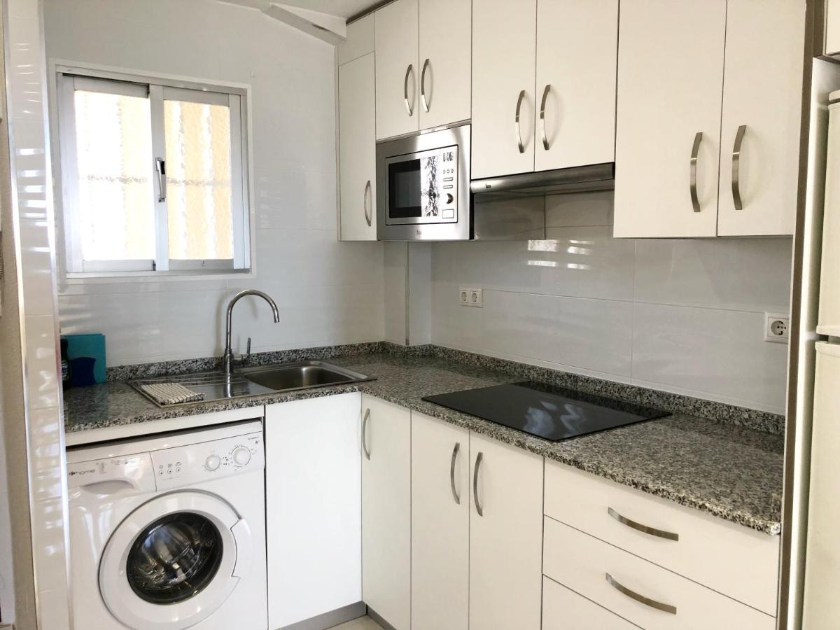 Holiday Apt Niza 10B بينايدورم المظهر الخارجي الصورة