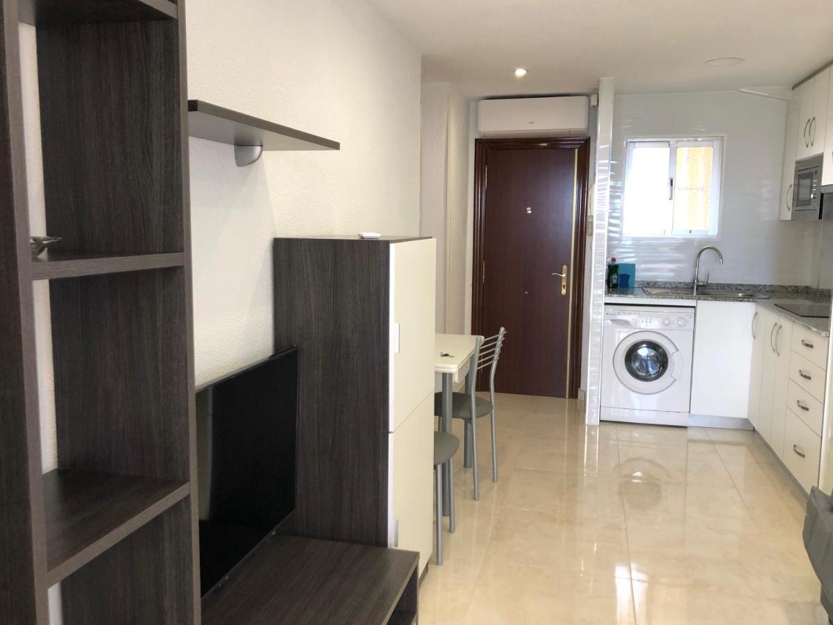Holiday Apt Niza 10B بينايدورم المظهر الخارجي الصورة
