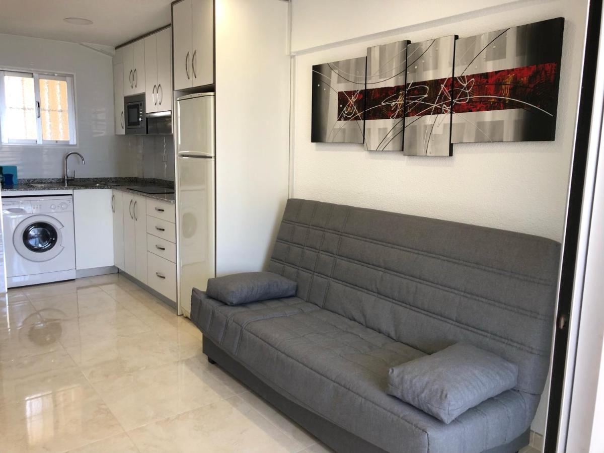 Holiday Apt Niza 10B بينايدورم المظهر الخارجي الصورة
