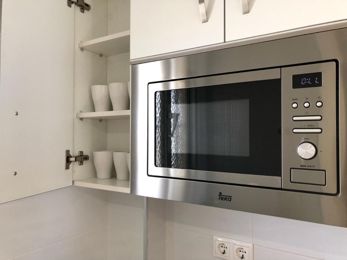 Holiday Apt Niza 10B بينايدورم المظهر الخارجي الصورة